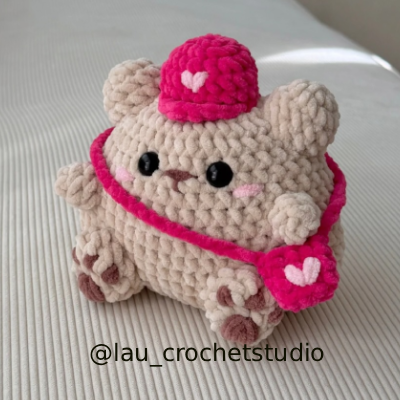 Ведмедик Валентин Безкоштовна схема в'язання гачком іграшки амігурумі